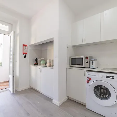 Garcia - Lisbon's Charm